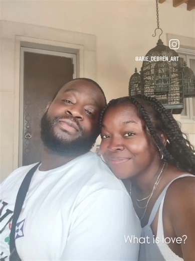 Love is multifaceted and at times abstract. I personally find it difficult to put into words this deep emotional attachment I have towards another human being. How would you describe love? #artistlife #blackwomeninart #couplesgoals #blacklove #whatislove