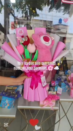 Belk's Tienda de regalos on Instagram: "🌸 Un detalle lindo para tu princesita, pensado para hacerla sonreír y quedarse guardado en su corazón ☁️🥹 #belkstiendaderegalos #detallesconamor #regalospersonalizados"