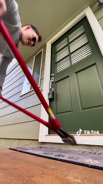 Creative Uses of Bolt Cutters | #realtoroftiktok