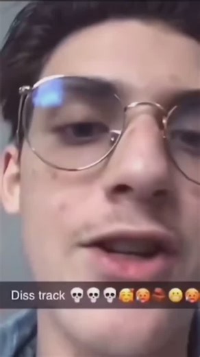 @disstrack.daily on Instagram: "Day 27 #daily #dailymemes #disstrack"