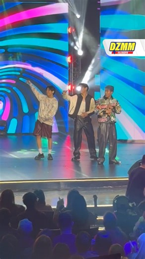 Humataw sa kantang 'Tala' ang ex-PBB Celebrity Collab housemates sa 'ALL2GETHER Kapamilya: A Grand Pasasalamat' sa ASAP. #ALL2getherKapamilya2 | DZMM Teleradyo