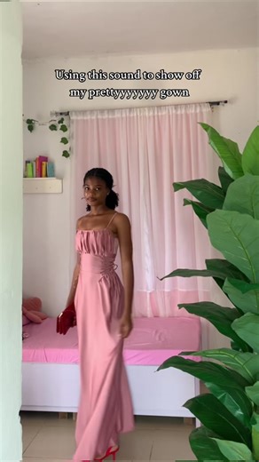 Classy Audio Tracks for Showcasing Your Gown Style