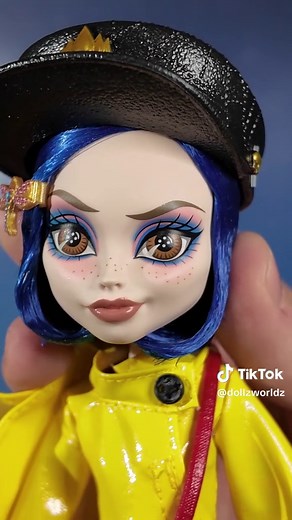 Monster High x Coraline Doll Unboxing
