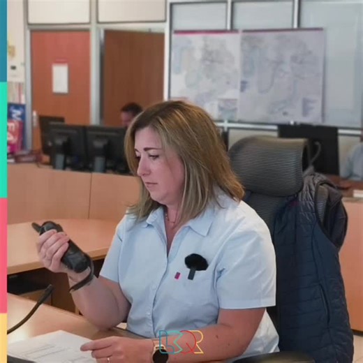 AU CŒUR DE TRANSDEV, DES FEMMES ET DES HOMMES ENGAGÉS. Derrière chaque trajet, chaque bus, chaque sourire du quotidien, il y a des femmes et des hommes qui veillent, entretiennent, accompagnent. Ils… | Dorian JUSTIN