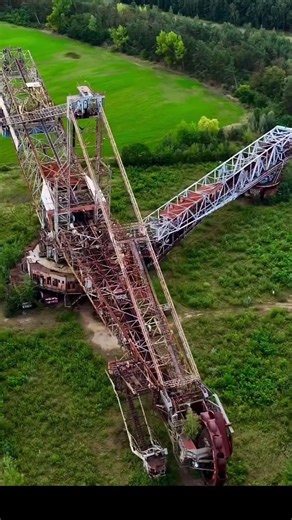 Bagger 293 Excavator: The World’s Largest Machine That Eats Mountains | Largest Excavator Machine