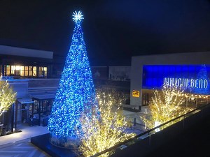 Get ready to celebrate the holidays with The Shops at Willow Bend! Our Christmas Tree with synchronized video and music (the only one in the state of Texas!) is sparkling daily at The District. | The Shops at Willow Bend