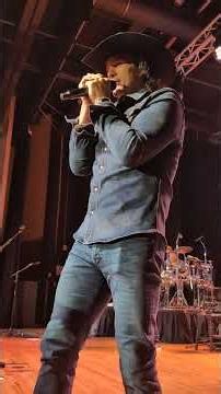 Joe Nichols. Gimme That Girl. 6-19-26. Chinook Winds.🎸🤘