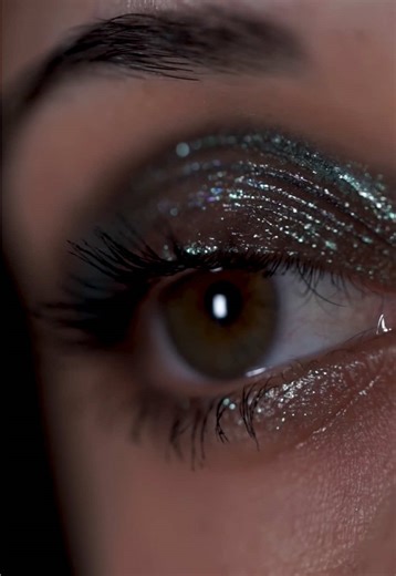 Celestial Sphere Gelée Eye Gloss Inspired by Scarabaeus