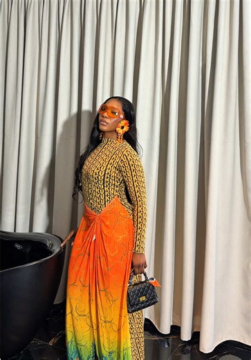 The little time we had 🫶❤️ @Miss Sabina Dzifa 🫧 @Mimikestetica accessories @anniehautegirlsclothing Bag 💼 @yesmybags Shade @Shades By Abby #teamsam🔥 #hibrownies #ajbrown13 #CapCut
