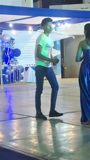 Videos de Jefferson ⚡ (@alianza376) con “1919. Peru. Los Peruanos Pasan. Marcha Marcial Militar, Música De Desfile Del Ejército Peruano. - Hits Anthems Back Sound Effects Studio”