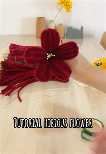 Create a Stunning Hibiscus Flower with Fuzzy Wire