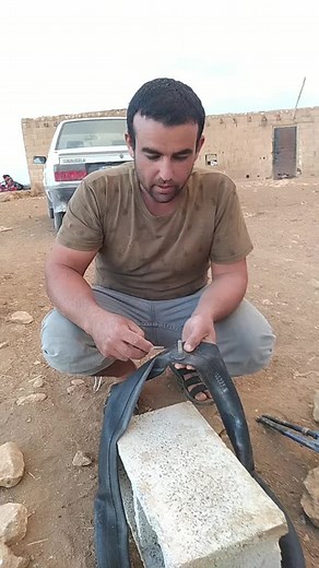 Cutting Large Rocks: A Hands-On Guide to Rock Sawing