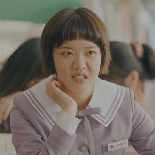 POV: The whole school is in love, but you just want to get away. 🏃‍♀️💨 #kdrama #kdramaedit #fypシ