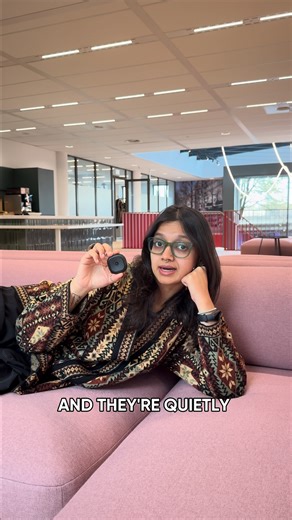 37 reactions | Is it alive?  Not quite. But that heartbeat glow means Tom and the TomTom app are connected, keeping you informed wherever the road takes you.  Learn more here: https://tomtom.co/46D5O9Q #TomByTomTom #GoodDriversOnly | TomTomDrivers | Facebook