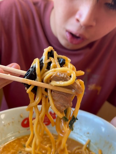 朝5時の山岡家で豆板醤の魅力を堪能