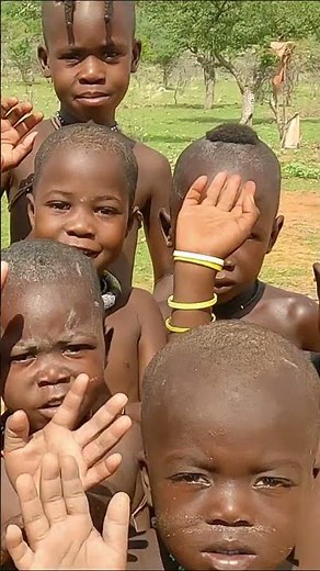 WORLD'S HAPPIEST PEOPLE? Himba Tribe Namibia 🇳🇦 #Shorts