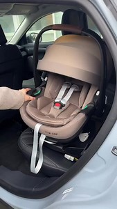 1K views | Maxicosi - FamilyFix 360 Pro base. Designed to make parents’ lives easier every day. With the rotating FamilyFix 360 Pro slide-out base, you can easily rotate and slide your child towards you in any recline position. The ISOFIX connectors and support leg ensure the safest and easiest installation in your car. Are your ready for your baby to arrive?  #maxicosi #pebble360pro #carseat | The Baby Company | Facebook