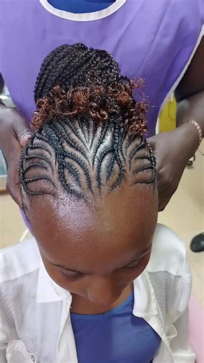 Knotless Braids Tutorial with Heart Design