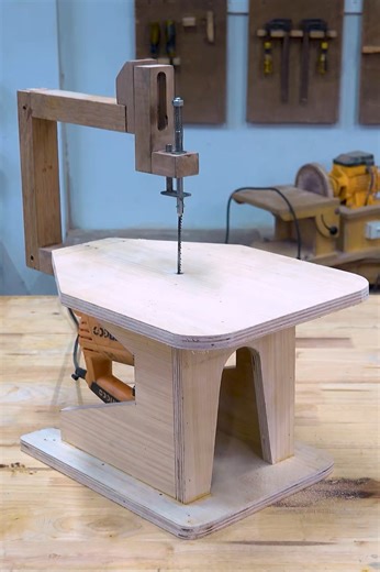 Amazing Woodworking Tips and Tricks - DIY Jigsaw Table and Scroll Saw Making | Smart DIYs & Crafts