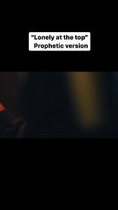 “Lonely at the top” is one of the beautiful flow that I admire so much. Evang. Asake put together a beautiful music there. 👍 The first time I listened to the song his voice and the instrumentation as well as the flow of the music was just entering and I concluded it must be an inspirational flow. We had to jump on the IPM version of the song with talking drums, omele and all. As if that was not enough, I decided to have yet another version (Prophetic Version) 😁😁. Very beautiful song by @asake