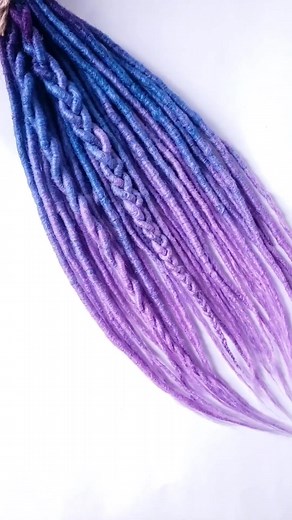 💚💚💛💛❤❤ 💈Quality Dreadlocks MX💈 ⓌⒽⒶⓉⓈⒶⓅⓅ ✅ 55 1337 4246 . . . #qualitydreadlocks #dreadmaker #reggae #dreadbrown #rastaman #barbero #dreadlocksmexico #dreads #rastafari #dreadlocstyles #dreadlocks #rastas #kanekalon | Quality Dreadlocks MX