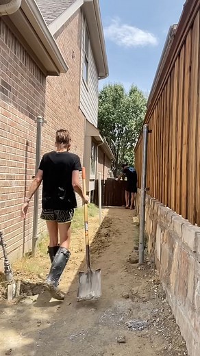 216K views · 10K reactions | I was never expecting that 路‍♀️ #doubletrouble #fromabove #doubleagent #teamwork #reels #pranks | Lindy and Jlo | Facebook