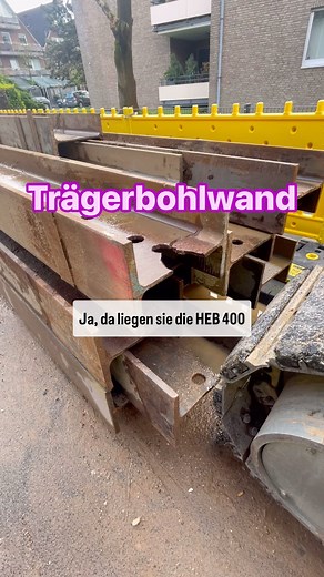 Sommer Baustatik GmbH on Instagram: "Trägerbohlwand Träger ziehen und wiederverwenden. Möglich wird das mit dem richtigen Gerät, in dem Fall die Movax Greifzange"