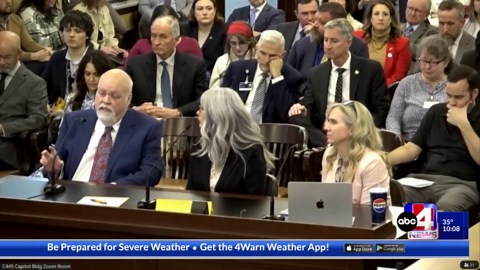 Bill addressing medical malpractice lawsuits moves forward