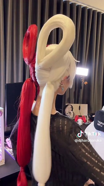 UTA Cosplay Wig Styling Video