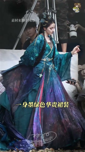 He Simu: The Ultimate Mom in Ghost Sculpture World - Dilraba's Lamp Journey