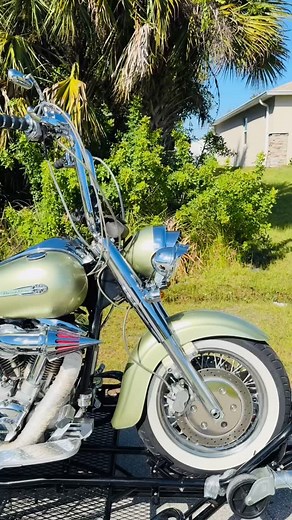 16 reactions · 3 comments | What a find  straight to the shop for some carbs sync and she is in need of absolutely nothing else  who will be the owner of this beauty ???? Yamaha Roadstar 1600cc Custom paint / custom work / 14” apes / absolutely gorgeous | Al Canseco | Facebook