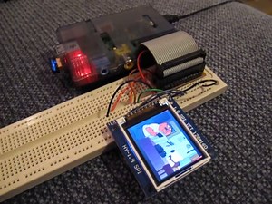 Raspberry Pi ST7735 Framebuffer Colour TFT LCD demo