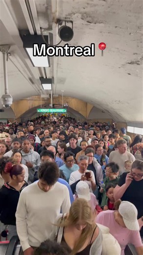 Montreal fireworks tonight: crowds fill metro platforms