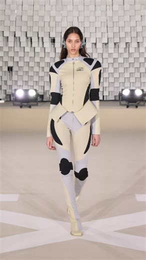 Design & Fashion on Instagram: "Yasmin Wijnaldum walking for Off-White 🤍✨️ Yasmin Wijnaldum is a Dutch fashion model known for walking many major designer runway shows. She has modeled for top fashion houses and appeared in big fashion week events around the world. Yasmin Wijnaldum was listed as one of the models who walked in the Off-White FW25 show. Off-White Fashion Show : Off-White is a famous fashion brand founded by Virgil Abloh. It’s known for bold, modern street style mixed with high fa