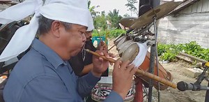 GUAL SIMALUNGUN SURUNG DAYUNG PAKON HARO HARO Note : Musik Khas Daerah Simalungun | Lagu Simalungun