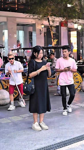 40K views · 541 reactions | Handcuff Prank | mhd.irzan18 | Facebook