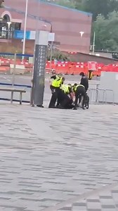 164K views · 346 reactions | Leven bus stop the night... | Fife jammer locations | Facebook