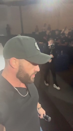 Kris Zizzo | Weight Loss Health and Fitness Coach on Instagram: "Here’s the playbook for getting on the stage: 🗣️ 1. Pay for your place on stage. (Most common and quickest route) 2. Apply to events looking for speakers. (There are free opportunities everywhere) 3. Provide massive value to event coordinators and groups or businesses who put on events and let them know you want to speak. 4. Create your own event! (My favorite recommendation for you ambitious people) 5. Hire a speaking coach with 