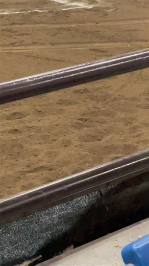 Do ya think rodeo clowns are sexy? 😂 #dance #funny #rodeo #rodeoclown #comedy