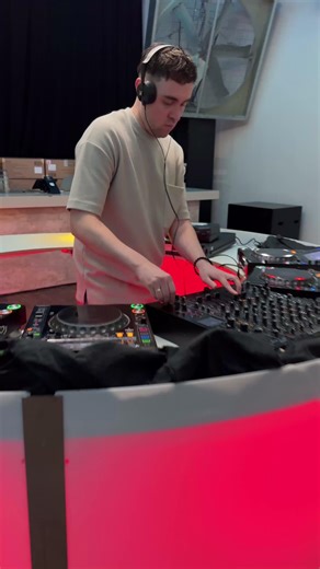 ️ Cloudrider takes control! Live from Club Panama at ADE, Cloudrider is unleashing his signature sound — deep, atmospheric, and built for the dancefloor ⚡ This is a Hot Dance Radio exclusive set you don’t want to miss — pure energy, live from Amsterdam! Tune in on DAB+, in the Hot Dance Radio app, or watch live on twitch.tv/hotdanceradio  #ADE2025 #HotDanceRadio #Cloudriter #LiveFromPanama #ADELive #DABplus | Hot Dance Radio | Facebook