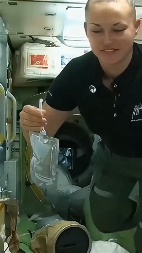 How Do Astronauts Sleep Safely in Zero Gravity? 🚀😴