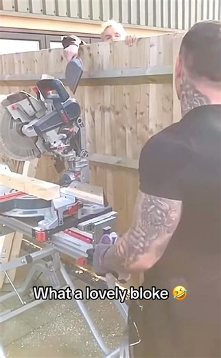 490K views · 3.3K reactions | Anyone else had issues with neighbours like this? 藍#plastering #plasterers #plasterer #builders #builder #construction #fyp #foryou | Smooth1 | Facebook
