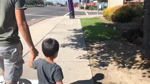 Arrow Dancers | Inflatable puppet Air Tube man on Instagram: "20ft Metro By T Mobile Air Dancer Tube Man In Purple Shop Now : https://arrowdancer.com/shop/20ft-metro-t-mobile-authorized-dealer-air-dancer/ #AirDancer #MetroByTMobile #AdvertisingInflatable #FreePhonePromo #InflatableTubeMan #BusinessVisibility #RetailMarketing #StorefrontAdvertising #EventPromotion #CustomAirDancer"