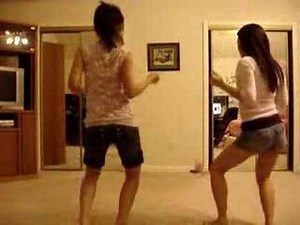 dj unk 2 step trisha and julie dancing 2