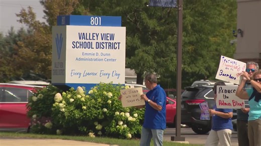 Seeking new contract, Valley View School District teachers and staff set strike date