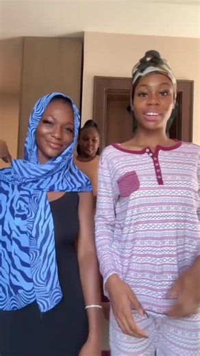 lol we tried here😅😂😂🥰@ami_matilda @Valeriecee #fyp #bridesmaid duty