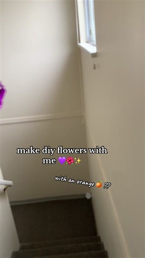 tried this “golf ball” method for making diy crepe paper flowers, but since I didn’t have a golf ball I just used a mandarin instead 😅 it made it so quick to do the petals though!! #diy #diytutorial #diypaperflowers #paperflower #diyflower #papercraft #handmade #handmadegifts #diyideas #giftideas #diyflowers