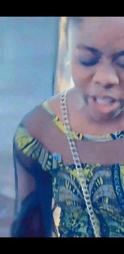 que l'Éternel Dieu se souvienne des toutes les filles naturellement belles de taille de teint et d'esprit ,vierges et victimes qui se sanctifient et se consacrent au seigneur et qui ne se servent pas de leurs corps pour survivre en accumulant péché sur péché tout en servant le malin Jésus Christ vous bénisse | Pasteur Emmanuel Lys Lusa