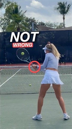 The Two-Handed Backhand Volley is a Good Option for the Right Player