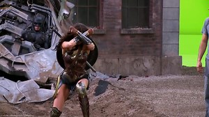 Wonder Woman 'Batman v Superman' Behind The Scenes [ Subtitles] | Gal Gadot Fans
